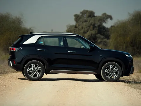 Hyundai Creta 2025 trình làng: Thêm phiên bản mới, giá từ 353 triệu đồng