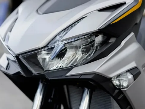 Xe máy Honda cực nam tính đang giảm giá hơn chục triệu đồng: Mạnh 15 mã lực, có trang bị của xe trên hạng