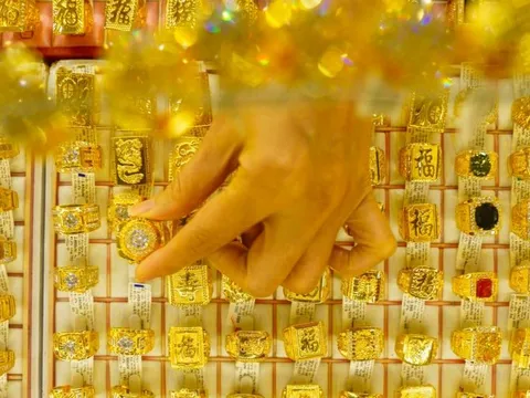 Giá vàng ngày 7/3/2025: Ổn định dù giá thế giới giảm 