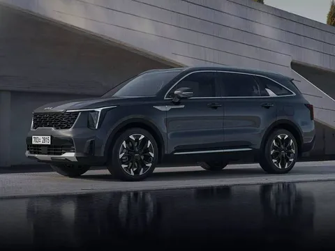 Kia Sorento cho Hyundai Santa Fe 'hít khói' về doanh số