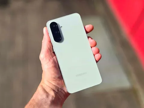 Bảng giá điện thoại Samsung tháng 3/2025: Thêm 2 sản phẩm mới