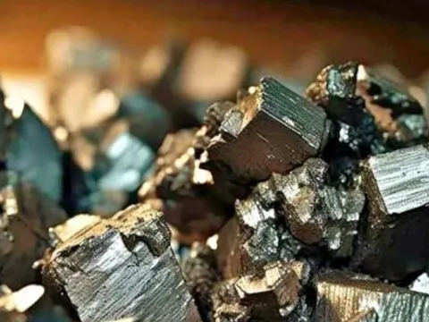 Ngoài đất hiếm, Việt Nam sở hữu 'kho báu' mà thế giới thèm muốn, một tỉnh miền Trung nắm 80%