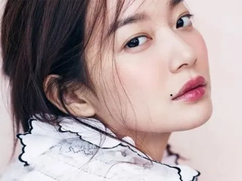 Phụ nữ có nốt ruồi ở những nơi này, cuộc đời bận rộn, vất vả nhưng con cái được hưởng phúc