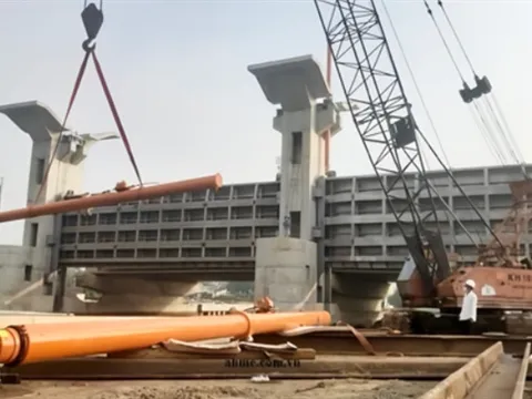 Loạt lãnh đạo L40 từ chức, đăng ký thoái toàn bộ vốn