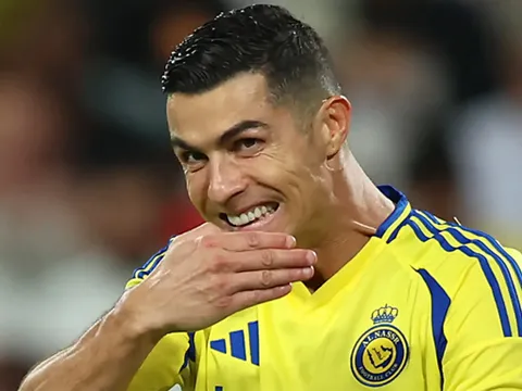 Cristiano Ronaldo vượt trội Messi về kỹ năng kiếm tiền