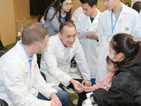 'Chắp cánh ước mơ', hành trình nhân văn của Bệnh viện Đa khoa Hồng Ngọc