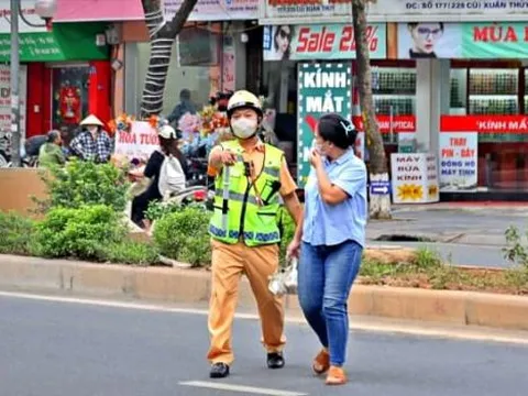 Năm 2025, người đi bộ nếu vi phạm lỗi cơ bản này sẽ bị phạt 600.000 đồng, nhiều người vẫn mắc phải