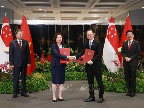 Singapore - Việt Nam tăng cường hợp tác quản lý, giám sát thị trường vốn và tài sản số