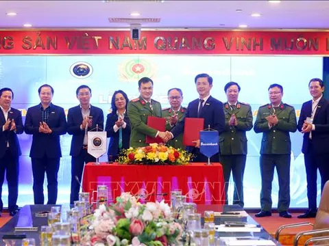 Triển khai dịch vụ xác thực điện tử các giao dịch ngân hàng qua VNeID