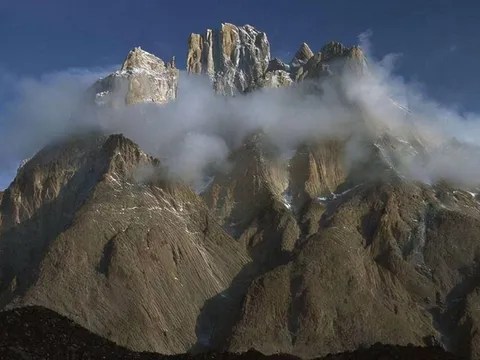 Ngọn núi bí ẩn nhất Trung Quốc, ai cũng từng nghe qua nhưng không ai biết nó ở đâu