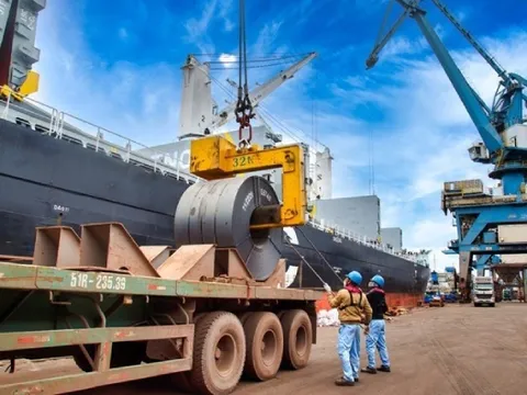 Vì sao thép cuộn cán nóng của Hòa Phát 'thoát' thuế chống bán phá giá từ EU? 