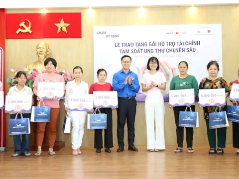 200 phụ nữ có nguy cơ cao mắc bệnh ung thư được hỗ trợ tài chính