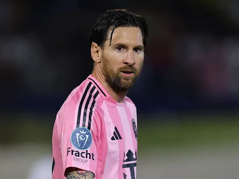 Barca gây sốc với kế hoạch ‘tái hôn’ với Lionel Messi 