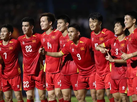 Chơi áp đảo, ĐT Việt Nam đại thắng '5 sao' trước ĐT Lào