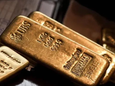 Mối lo thuế quan mới của Mỹ khiến giá vàng duy trì ngưỡng trên 3.000 USD/ounce 