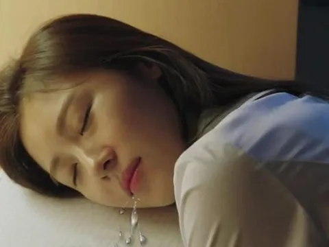 Giải mã hiện tượng chảy nước dãi khi ngủ: Nguyên nhân và cách khắc phục