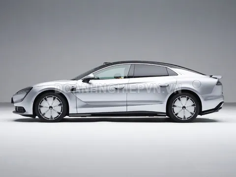 Xe sedan công suất 1.287 mã lực, nội thất siêu sang, giá hơn 2,2 tỷ đồng, cạnh tranh cùng Mercedes-Maybach S680