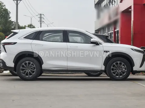 Dân tình ‘phát sốt’ vì mẫu SUV 7 chỗ, động cơ tăng áp, giá chưa tới 350 triệu đồng