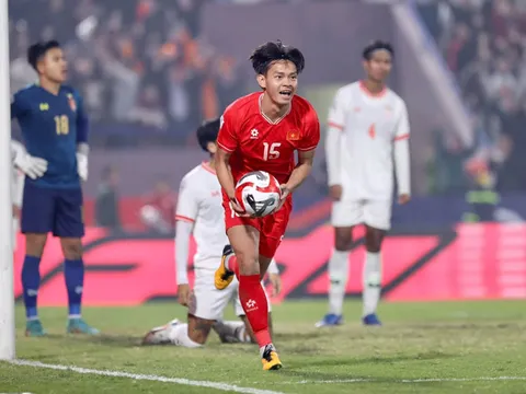 Bùi Vĩ Hào dính chấn thương, B.Bình Dương lo lắng