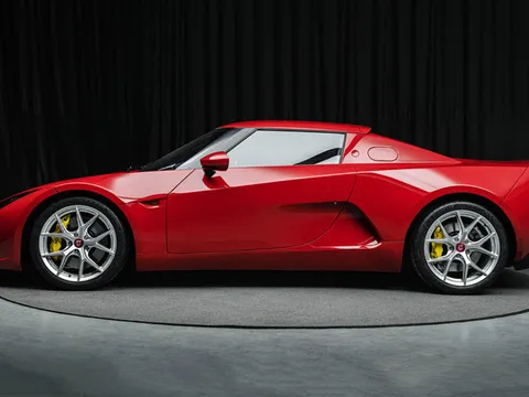 Xe thể thao thiết kế ấn tượng, công suất 435 mã lực, giá hơn 1 tỷ đồng