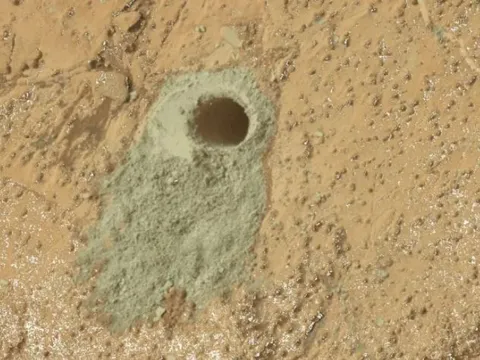 Manh mối quan trọng xuất hiện về khả năng từng có sự sống trên sao Hỏa