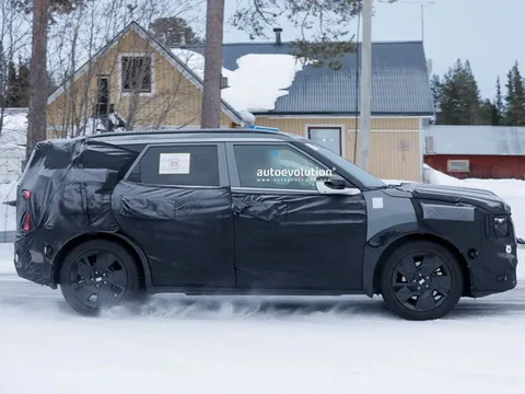 Kia Seltos 2026 lộ diện: Động cơ hybrid, có cả phiên bản 7 chỗ