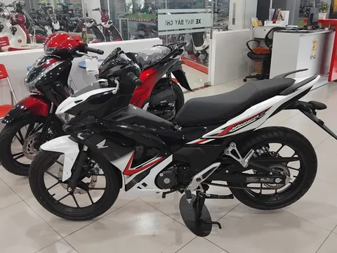 Honda Winner X giảm giá sốc, quyết so kè với Yamaha Exciter 155 VVA