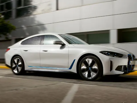 Bảng giá xe BMW tháng 4/2025: Đắt nhất 10,999 tỷ đồng