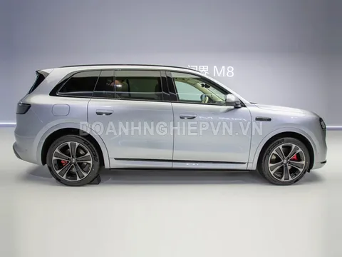 SUV hạng sang vượt trội Toyota Land Cruiser, công suất 526 mã lực, giá hơn 1,3 tỷ đồng, khách hàng thi nhau ‘chốt đơn’