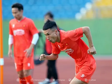 HLV Kim Sang-sik thừa nhận sai lầm, đặc biệt khen ngợi 'trò cưng' ở ĐT Việt Nam