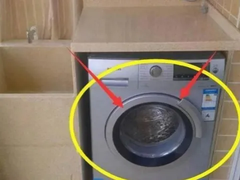 Sau khi dùng máy giặt, nên mở cửa hay đóng nắp lại? Nhiều người không biết câu trả lời và vẫn làm sai