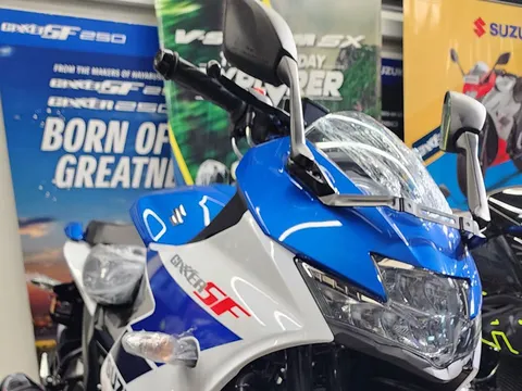 Suzuki giới thiệu xe côn tay 150cc, sẵn sàng hạ gục Honda Winner X và Yamaha Exciter