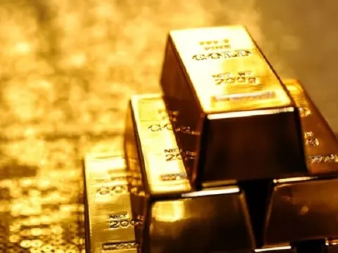 Giá vàng ngày 6/4/2025: SJC “rơi thẳng đứng”, chạm ngưỡng 100 triệu đồng/lượng