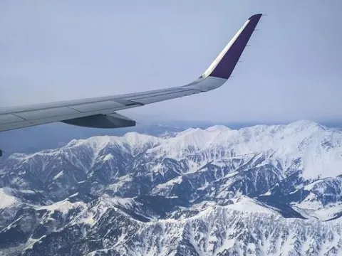 Lý giải nguyên nhân máy bay qua Tây Tạng lại đi đường vòng