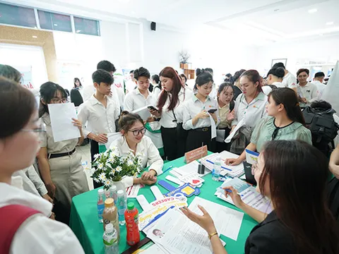 Hơn 7.000 vị trí việc làm dành cho sinh viên Đại học Đông Á năm 2025