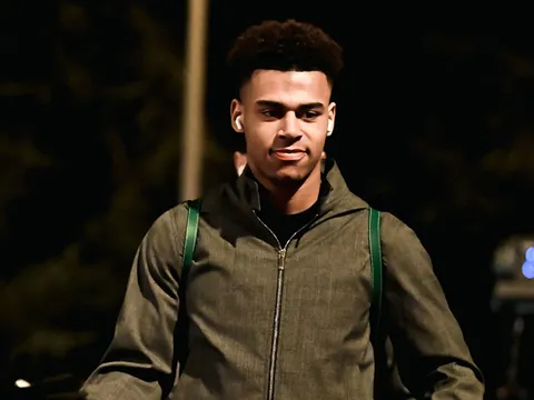 Garnacho chuẩn bị đến Napoli, Man United nhắm 'Mbappe mới' với giá kỷ lục