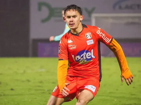 Cầu thủ Việt kiều gây sốt tại trời Âu, HLV Kim Sang-sik có lời giải mới cho hàng công ĐT Việt Nam?