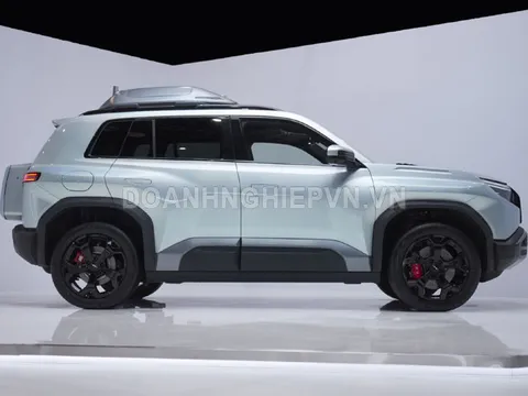 SUV hạng C siêu hầm hố, công suất 416 mã lực, giá ngang Kia Sonet