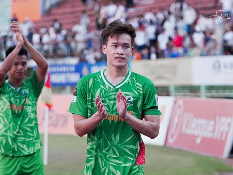 Hoàng Đức xác nhận xuất ngoại, chuẩn bị “check-in” Man City trước khi đối đầu Man Utd