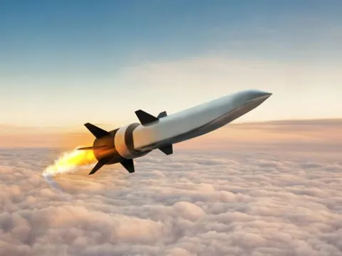 Trong không gian, tên lửa hoạt động như thế nào? Bí mật đằng sau lực đẩy giữa môi trường chân không