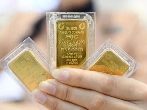 Giá vàng sáng 19/4 lao dốc mạnh sau chỉ đạo chấn chỉnh thị trường của Phó Thủ tướng Hồ Đức Phớc