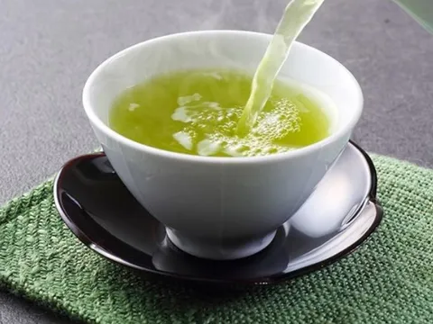 Chuyện gì xảy ra với cơ thể nếu chúng ta uống trà xanh mỗi ngày?