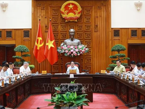 Thủ tướng chủ trì họp Thường trực Chính phủ về các vấn đề thương mại với Hoa Kỳ