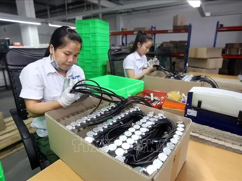 Cơ hội và thách thức với doanh nghiệp trước căng thẳng thương mại