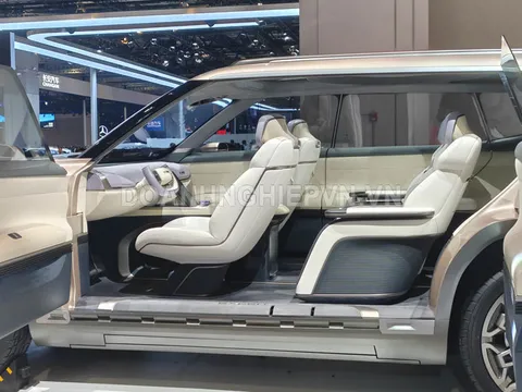 SUV địa hình ‘siêu to khổng lồ’, thiết kế ấn tượng, công nghệ tối tân