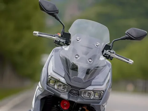 Xe tay ga 150cc, thiết kế cá tính, trang bị ngang Honda SH, giá rẻ hơn SH Mode