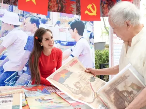 Triển lãm tương tác ứng dụng công nghệ 3D mapping hướng về 50 năm Ngày Giải phóng miền Nam, thống nhất đất nước