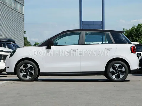 Xe hatchback công suất 136 mã lực, trang bị vượt xa Kia Morning, Hyundai Grand i10, giá từ 250 triệu đồng