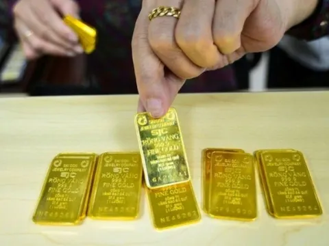 Giá vàng ngày 25/4: Tăng 500.000 đồng/lượng