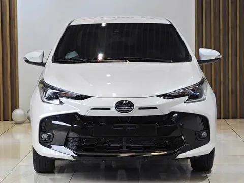 Giá lăn bánh Toyota Vios cuối tháng 4/2025 ‘ngon bổ rẻ’, ‘ăn đứt’ Hyundai Accent và Honda City 